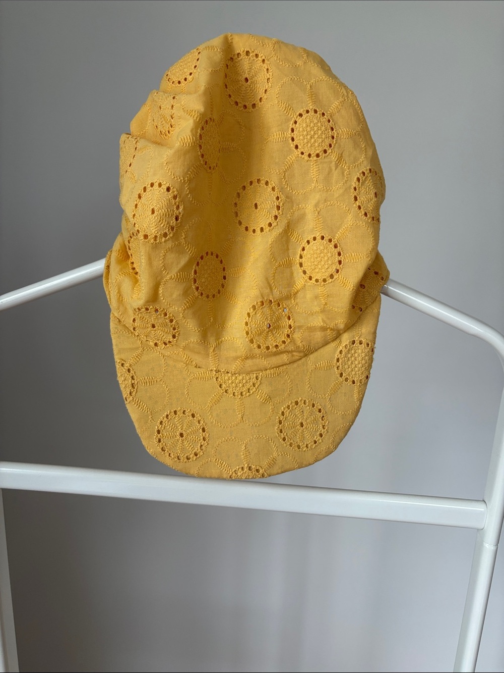 Women’s Yellow Eyelet Sun Bonnet - Picture 2 of 5
